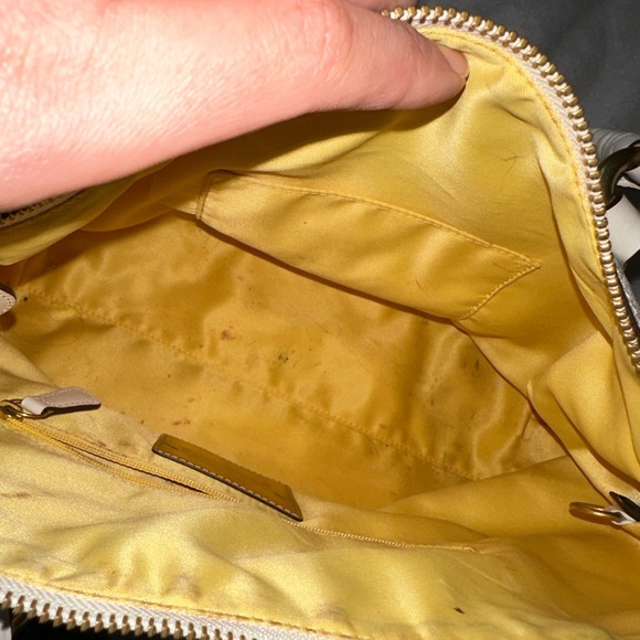 Beautiful white Coach bag - Picture 9 of 15